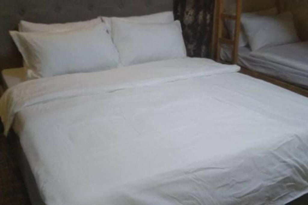 A2J Luxury 1Br Balcony Suite Near Venice Mall Bgc Manila Eksteriør bilde