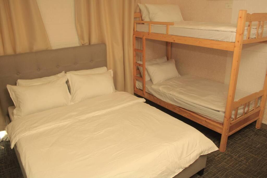 A2J Luxury 1Br Balcony Suite Near Venice Mall Bgc Manila Eksteriør bilde