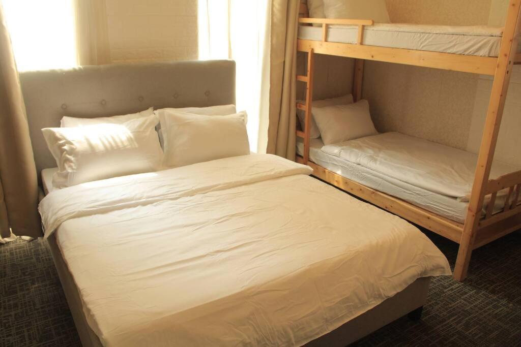 A2J Luxury 1Br Balcony Suite Near Venice Mall Bgc Manila Eksteriør bilde