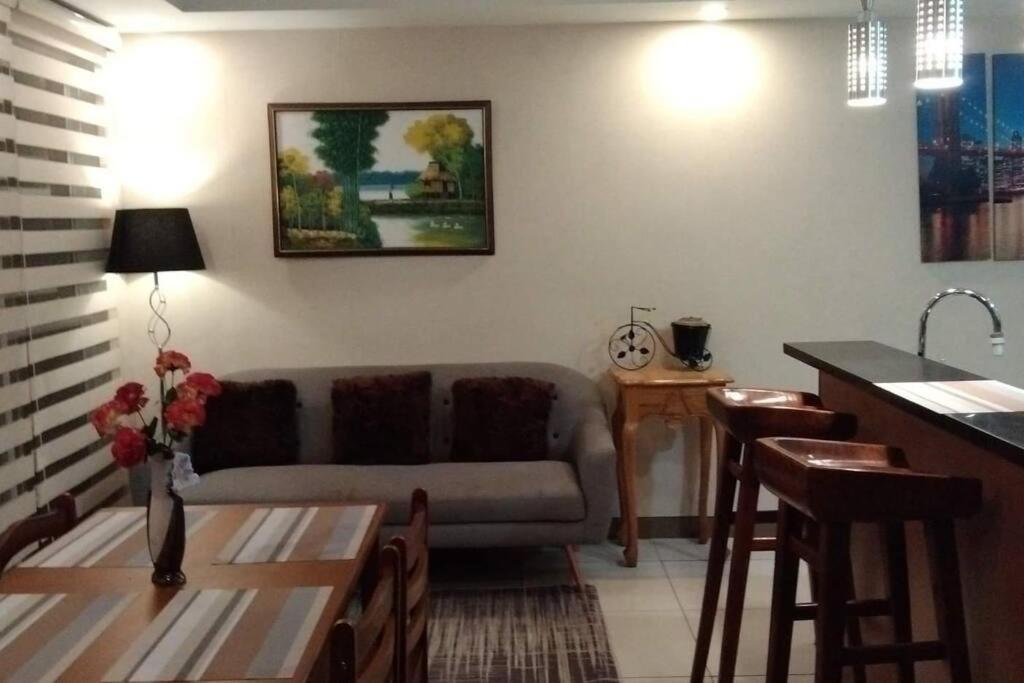 A2J Luxury 1Br Balcony Suite Near Venice Mall Bgc Manila Eksteriør bilde