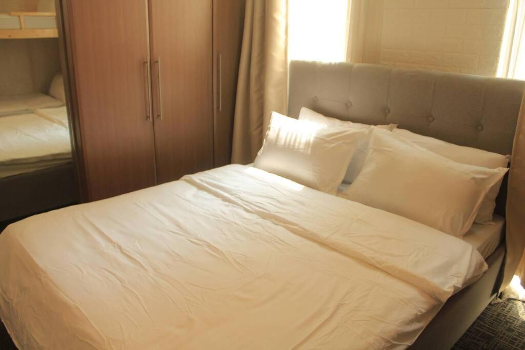 A2J Luxury 1Br Balcony Suite Near Venice Mall Bgc Manila Eksteriør bilde