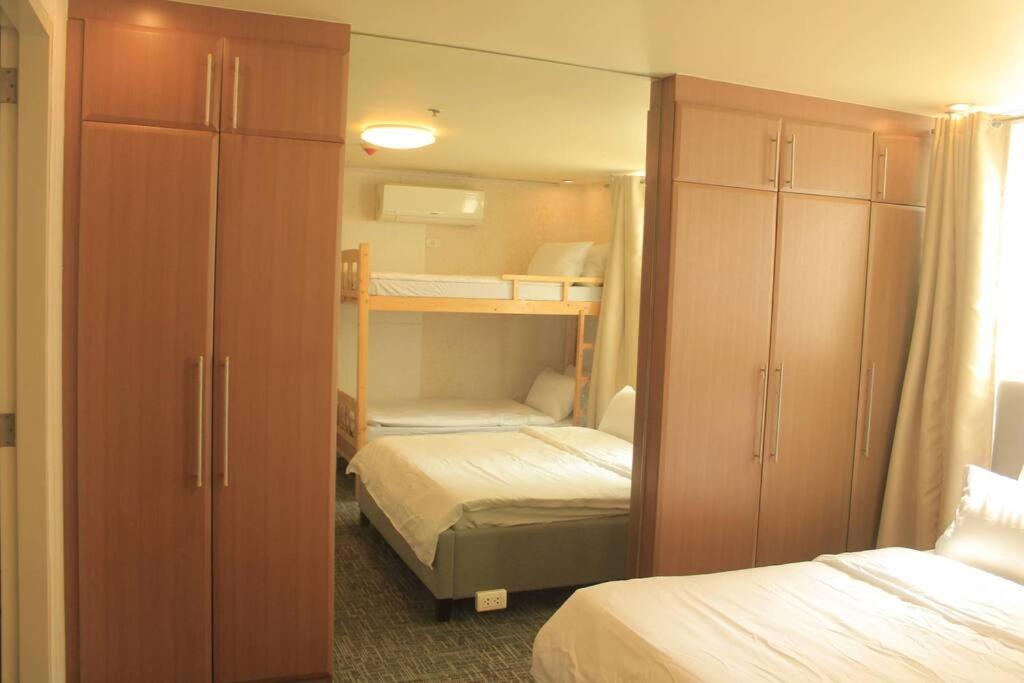 A2J Luxury 1Br Balcony Suite Near Venice Mall Bgc Manila Eksteriør bilde