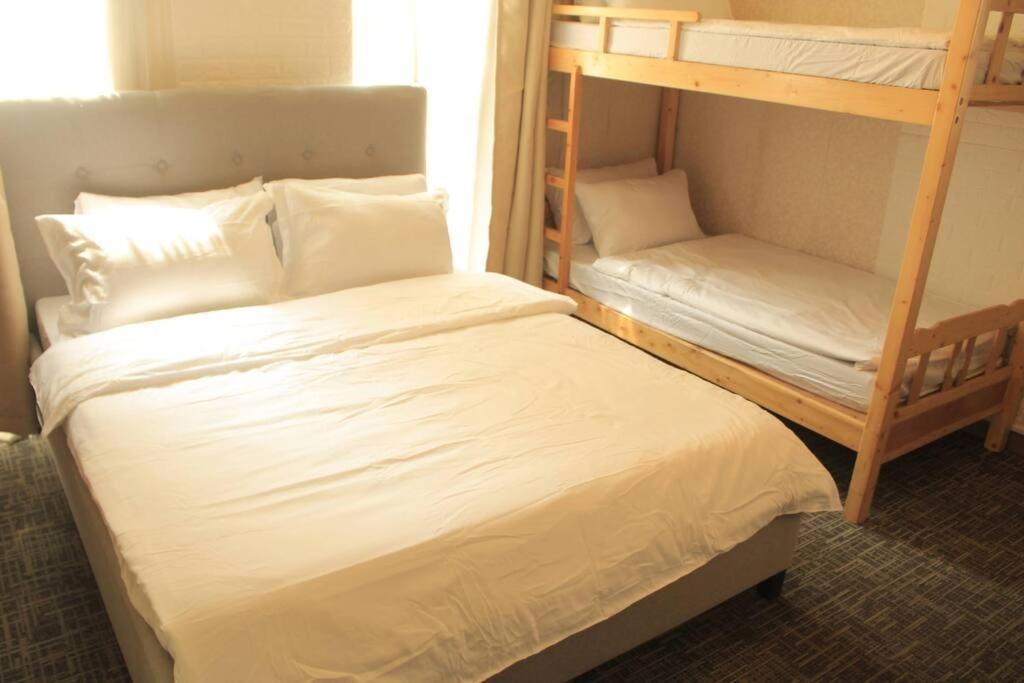 A2J Luxury 1Br Balcony Suite Near Venice Mall Bgc Manila Eksteriør bilde